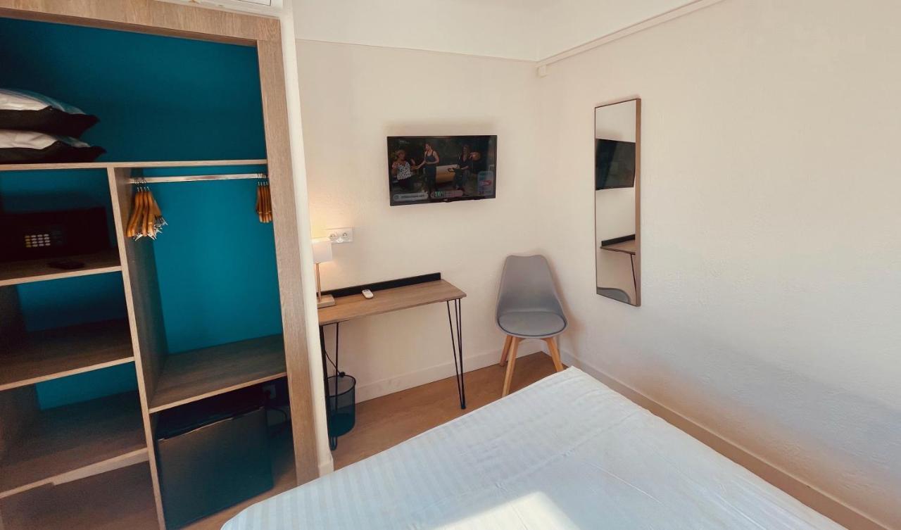 Hotel Courbet Juan-les-Pins Esterno foto