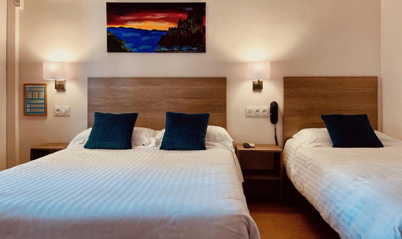 Hotel Courbet Juan-les-Pins Esterno foto