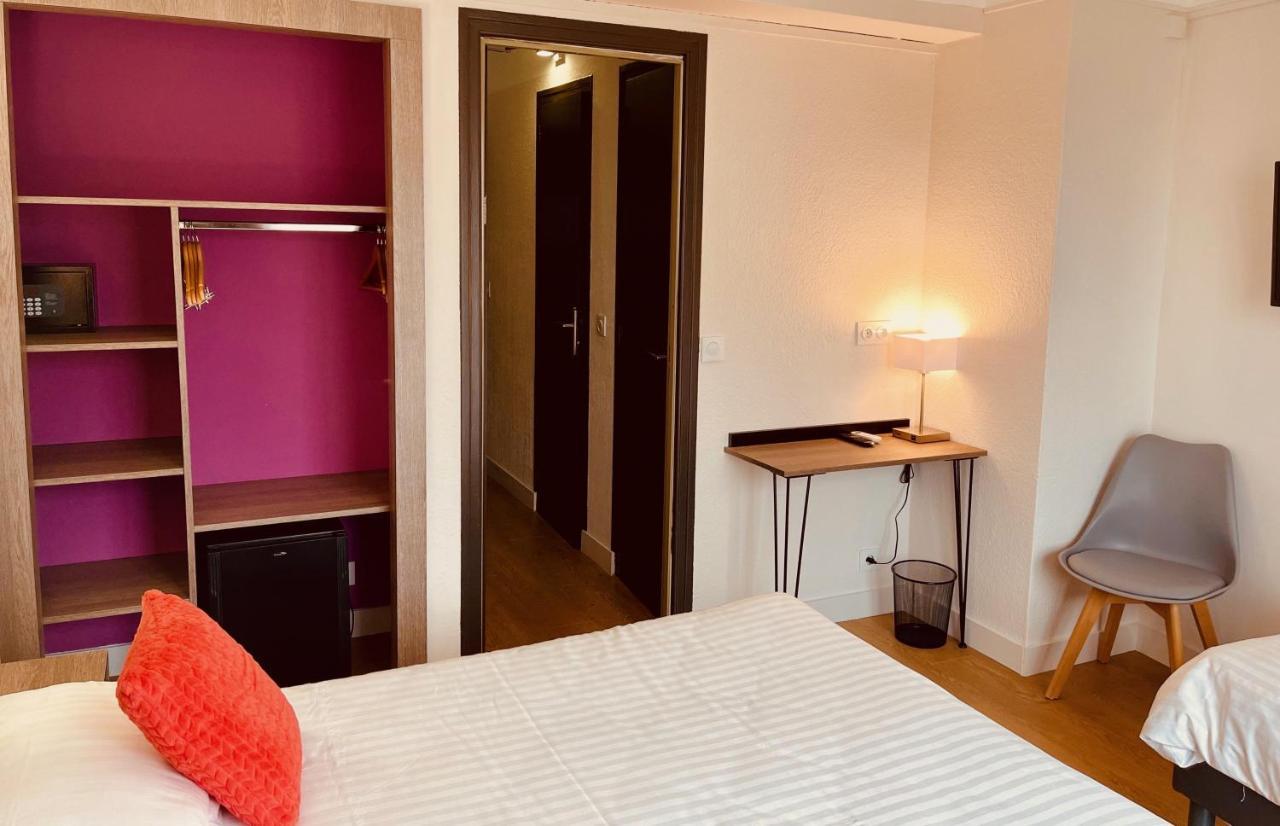Hotel Courbet Juan-les-Pins Esterno foto
