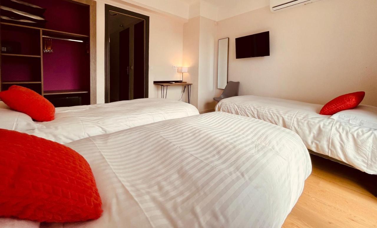 Hotel Courbet Juan-les-Pins Esterno foto