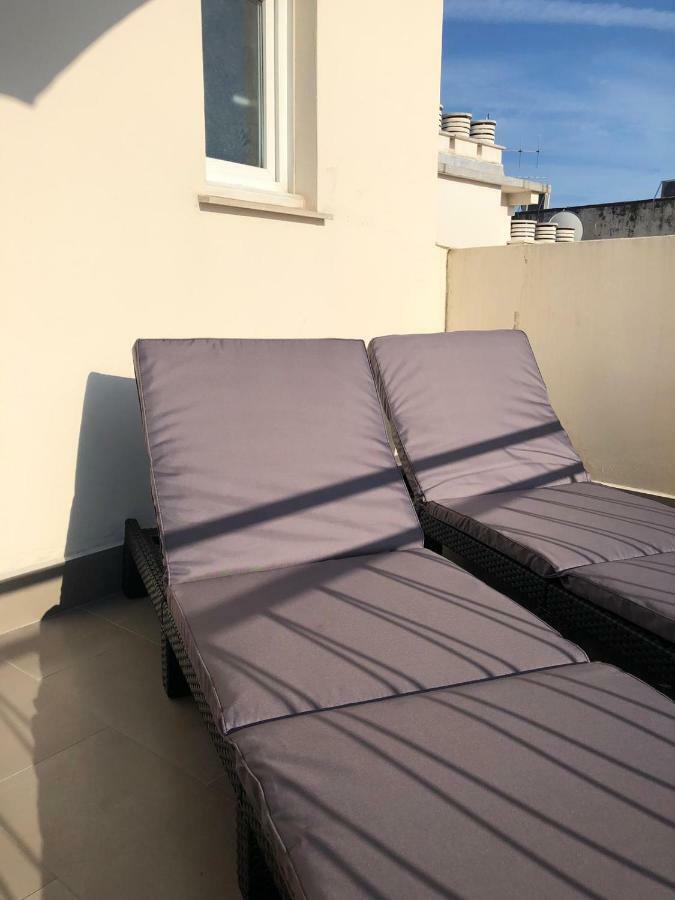 Hotel Courbet Juan-les-Pins Esterno foto